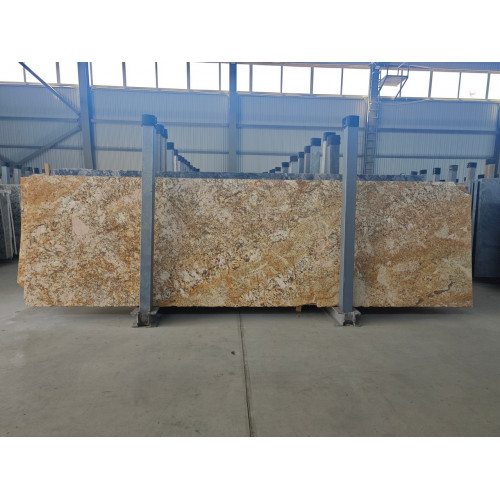 Слэб из Гранита "Imperial Gold" (полоса) полированный, толщина 3 см