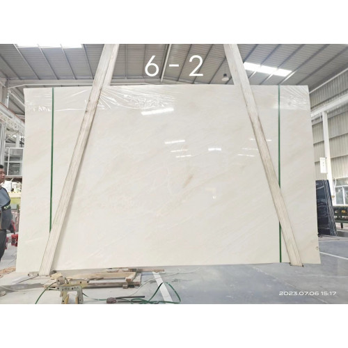 Слэб из Мрамора "Milano White", полирован, толщина 2,0 см